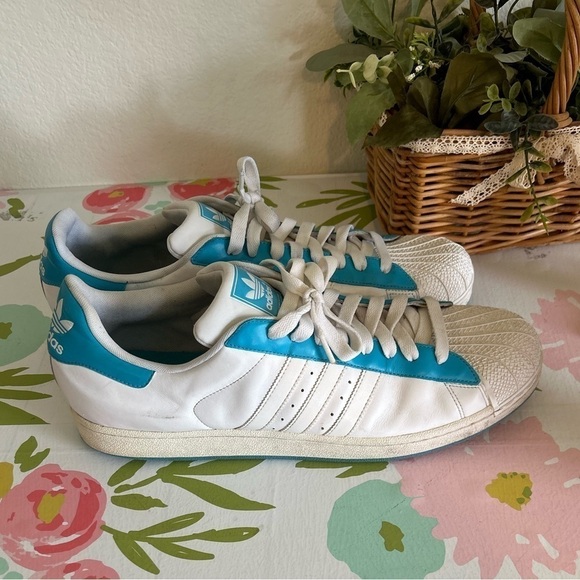 Adidas size 18, US men's white and blue old-school sneakers - Picture 1 of 9